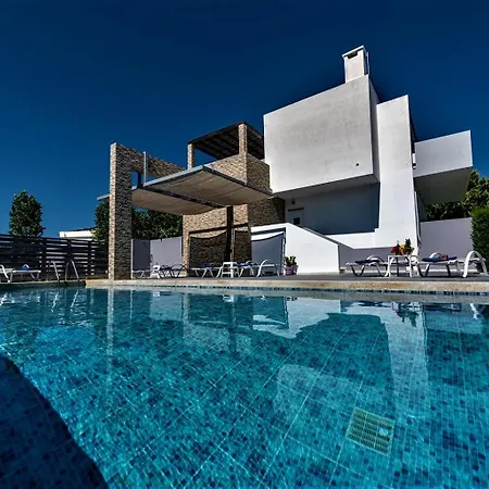 Xenos 1 Villa