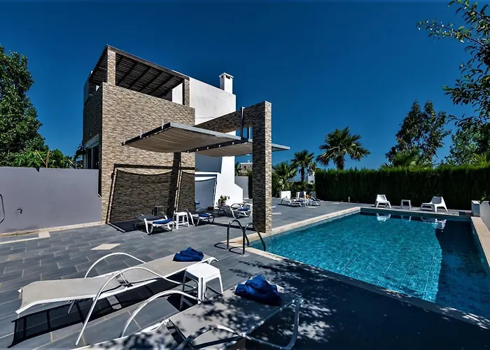 Xenos 1 Villa Tigaki